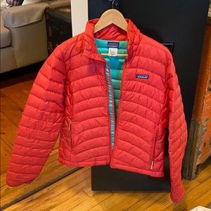 Patagonia women’s puffy jacket